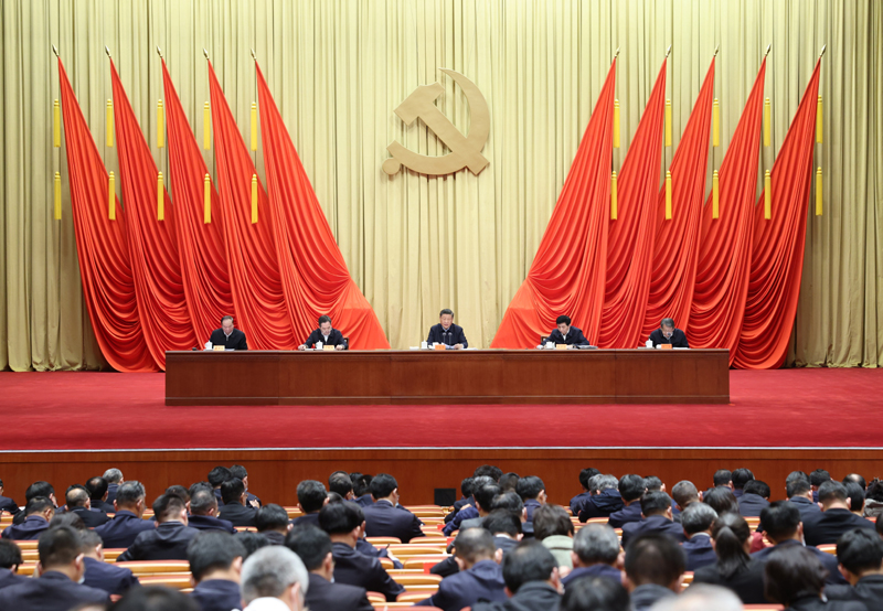 3月1日，2022年春季学期中央党校（国家行政学院）中青年干部培训班在中央党？。中共中央总书记、国家主席、中央军委主席习近平在开班式上发表重要讲话。 新华社记者 刘彬 摄